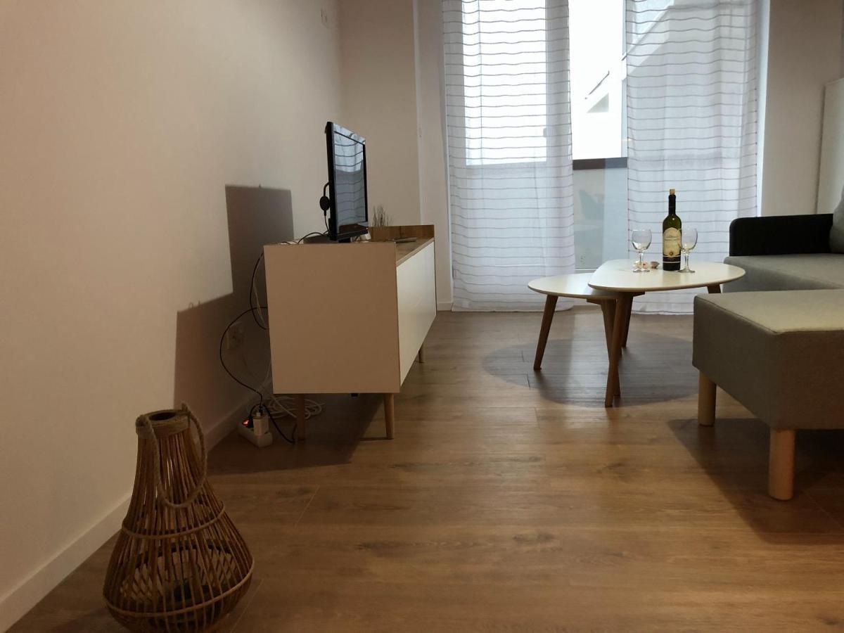 Chronos Apartment - Modern And Stylish Timisoara Ngoại thất bức ảnh